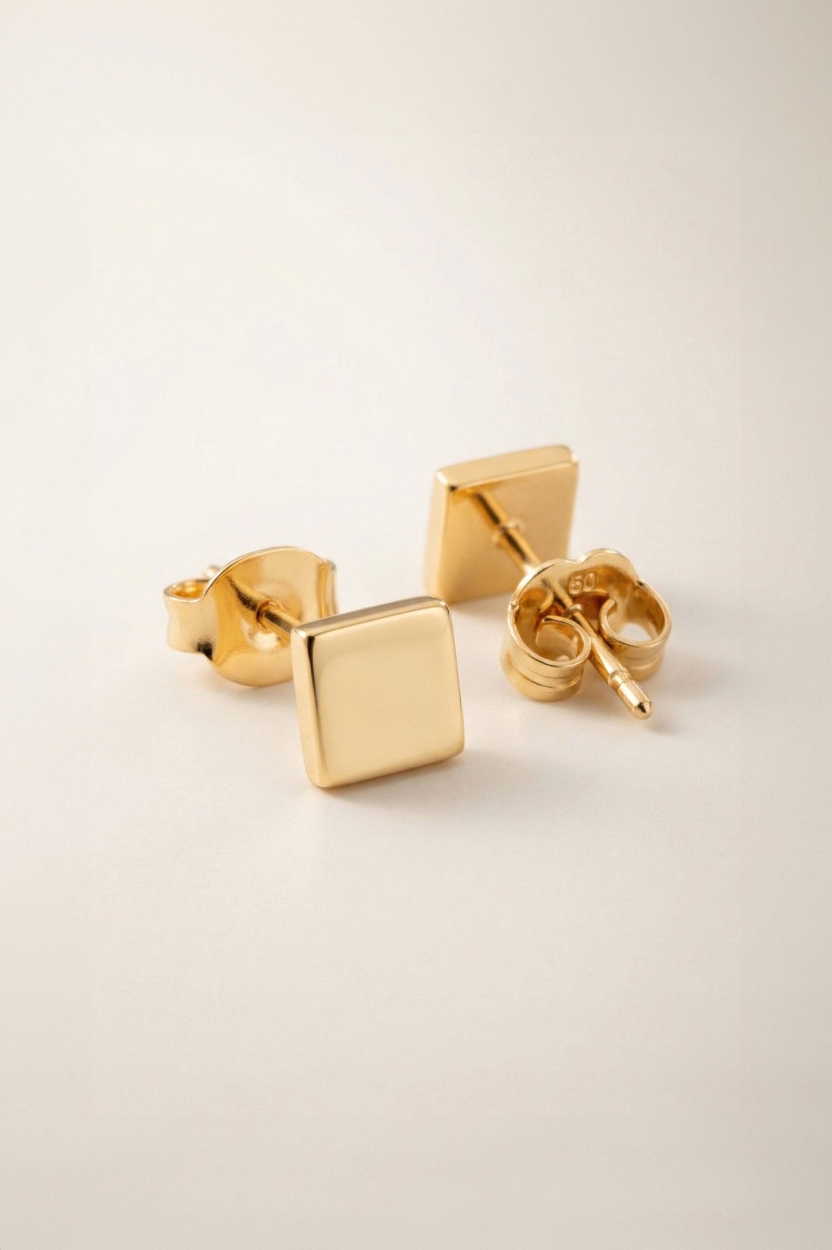 Aretes Cuadrado